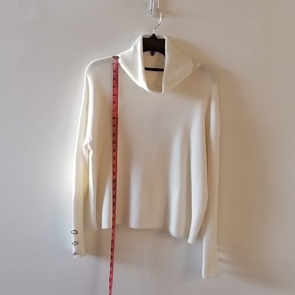 Alice Blue Sweater! - Picture 5 of 8